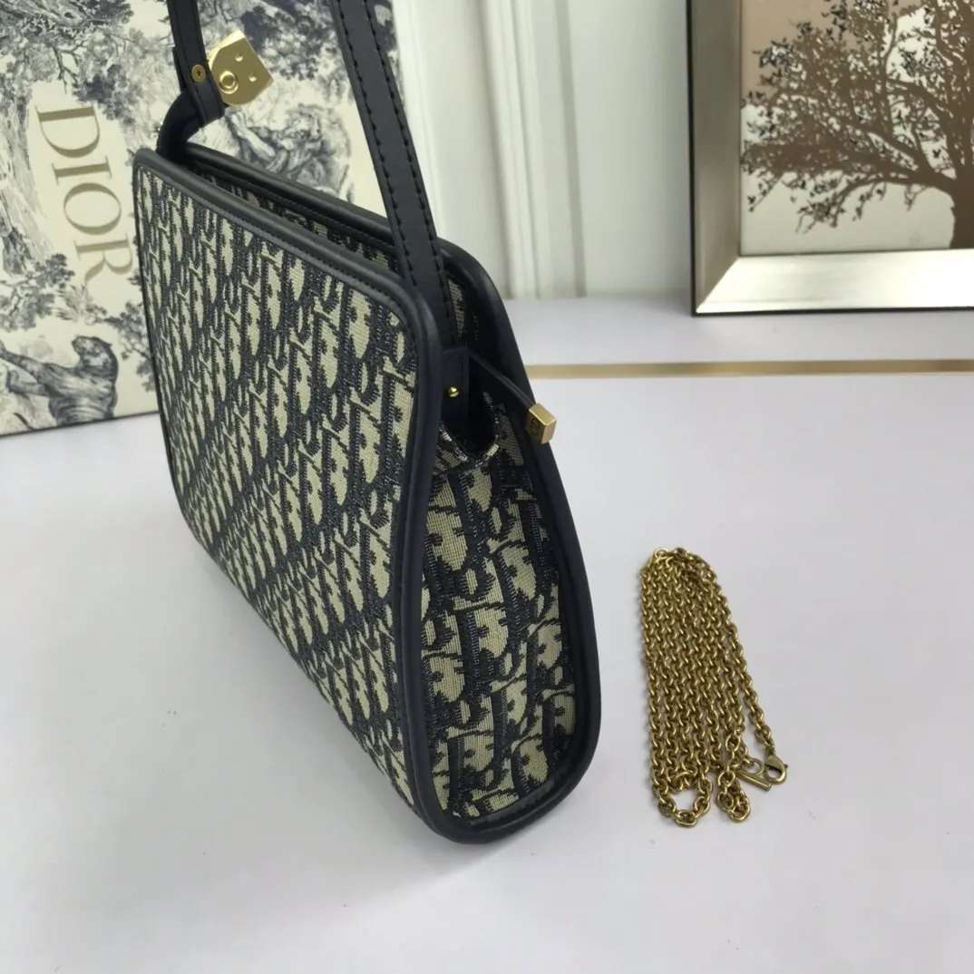 Designer Handbags DR 103
