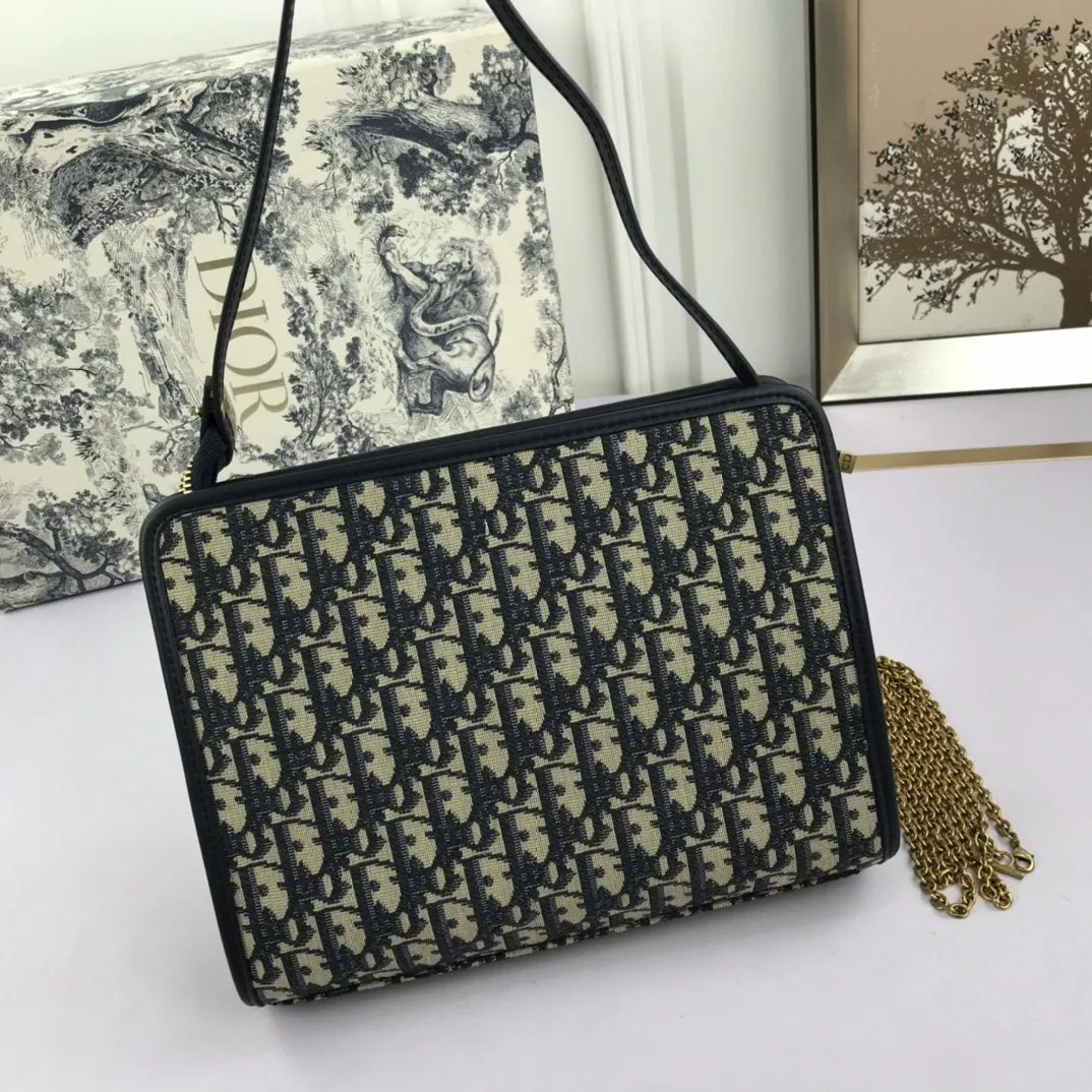 Designer Handbags DR 103
