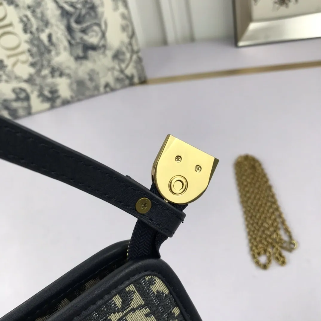 Designer Handbags DR 103