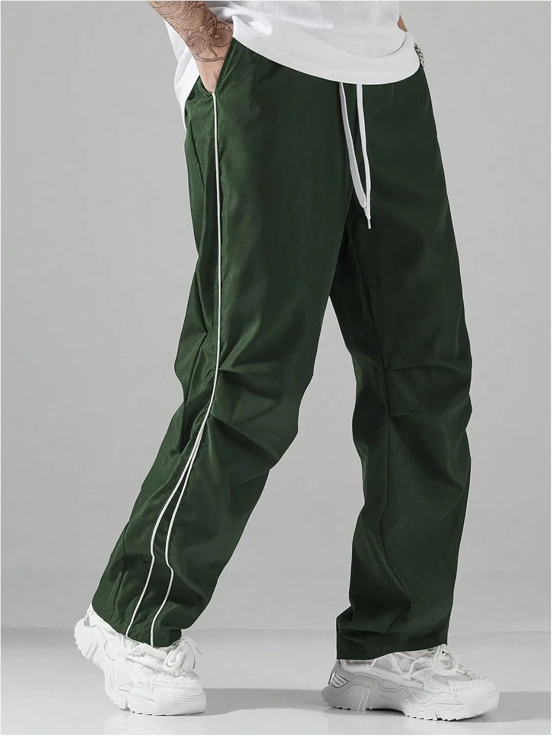 GORGLITTER Men's Lightweight Baggy Sweatpants Contrast Trim Letter Graphic Open Bottom Athletic Pants with Pockets
