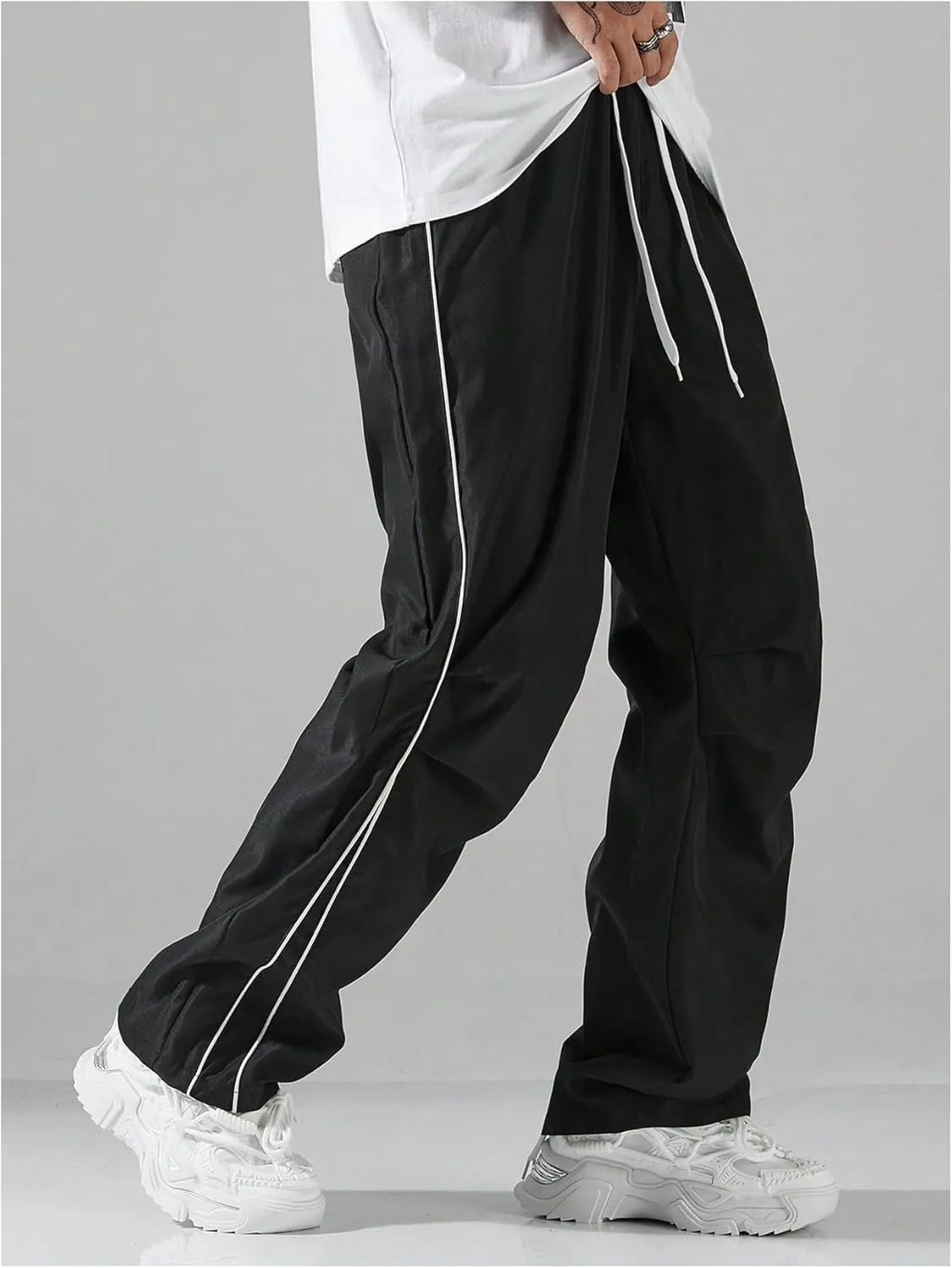 GORGLITTER Men's Lightweight Baggy Sweatpants Contrast Trim Letter Graphic Open Bottom Athletic Pants with Pockets