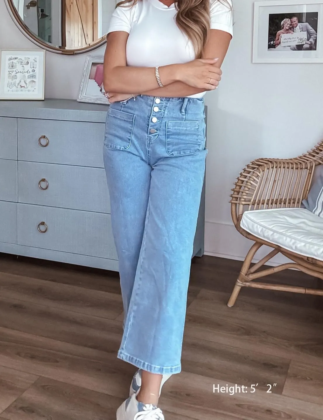 Omoone Wide Leg Jeans for Women High Waisted Stretchy Straight Leg Cropped Denim Pants Buttoned Baggy with Patch Pockets