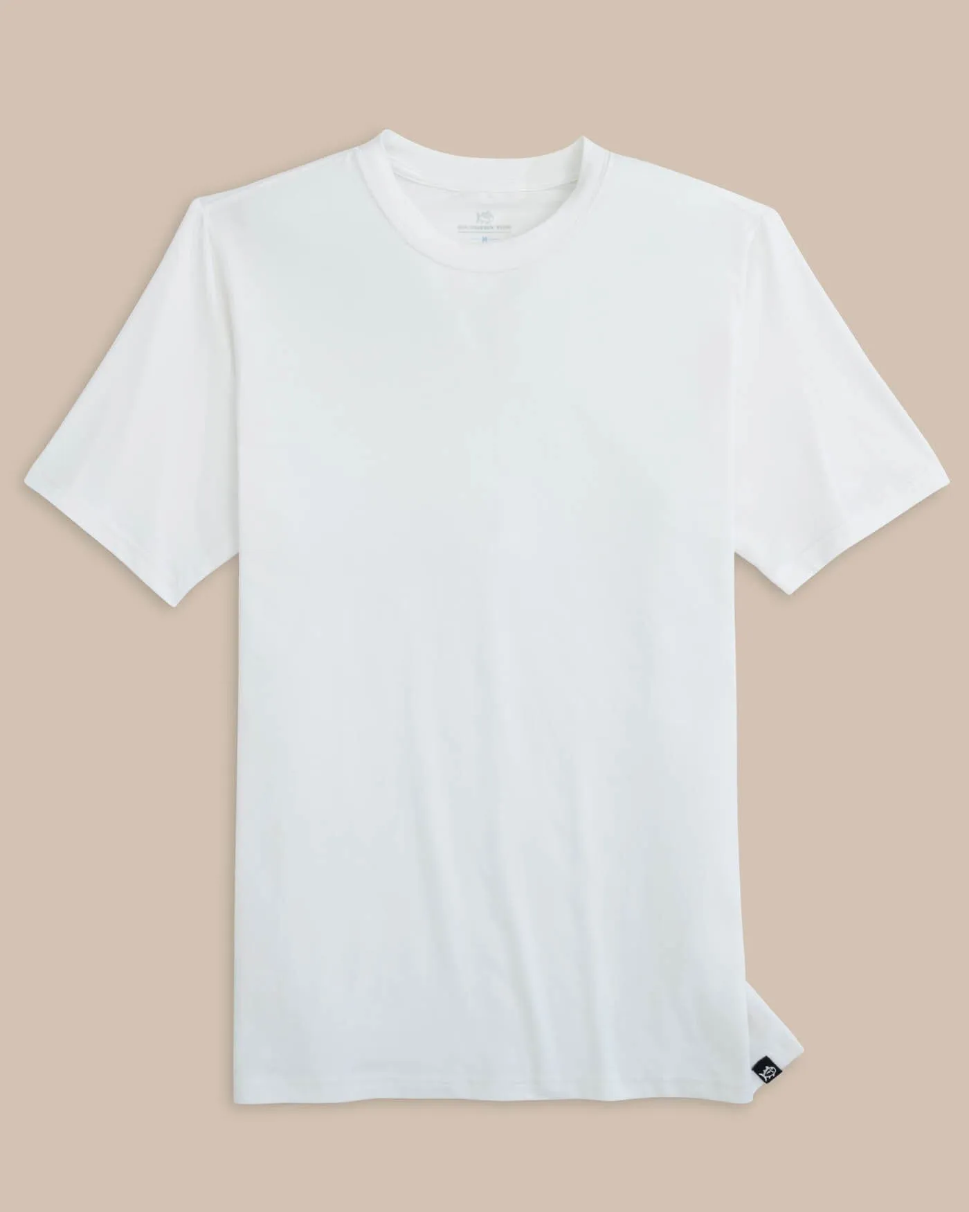 Sure! Here’s an optimized title for the e-commerce product:

“Stylish Seaport Graphic T-Shirt for Casual Wear – Comfortable and Durable Cotton Tee”

Feel free to let me know if youd like further modifications or variations!