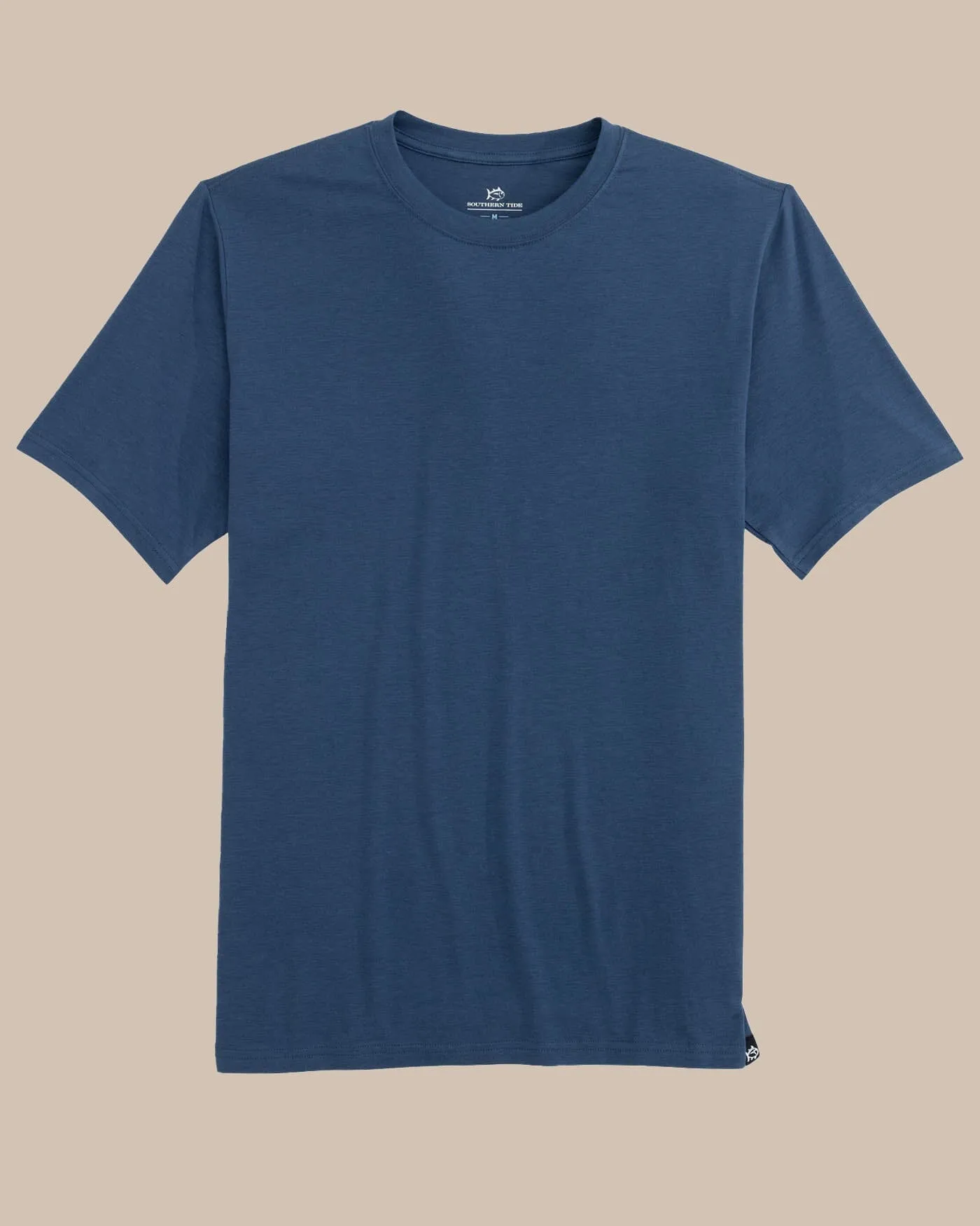 Sure! Here’s an optimized title for the e-commerce product:

“Stylish Seaport Graphic T-Shirt for Casual Wear – Comfortable and Durable Cotton Tee”

Feel free to let me know if youd like further modifications or variations!