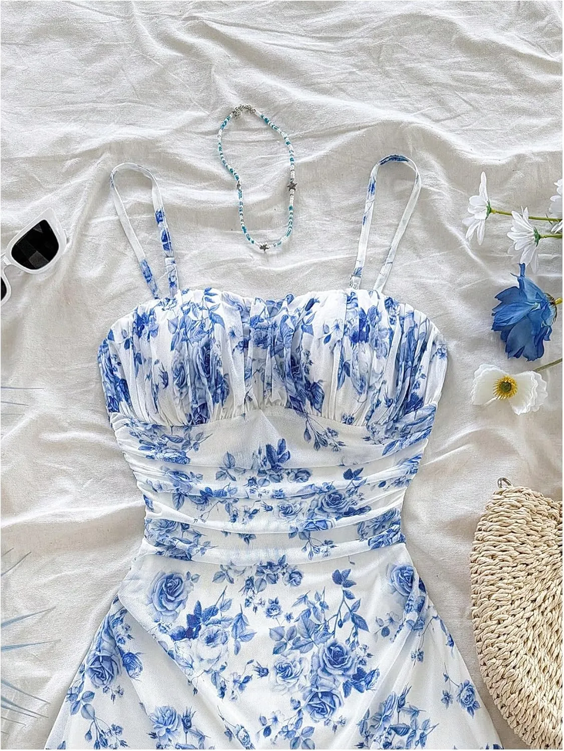WDIRARA Women's Floral Print Ruched Cami Dress Spaghetti Strap Ruffle Hem A Line Dress